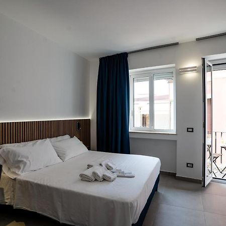 Humboldt Luxury Rooms Таормина Екстериор снимка