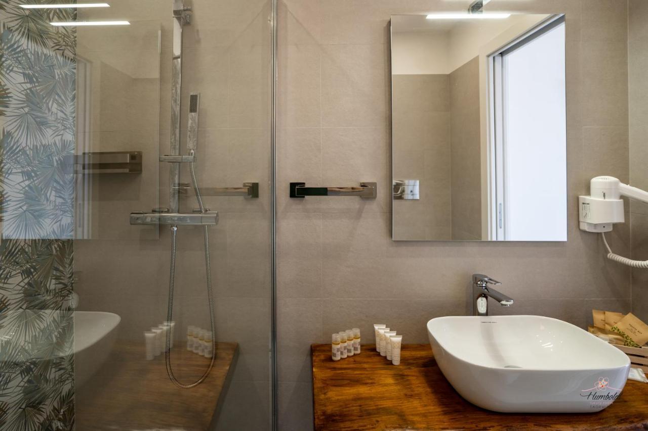 Humboldt Luxury Rooms Таормина Екстериор снимка